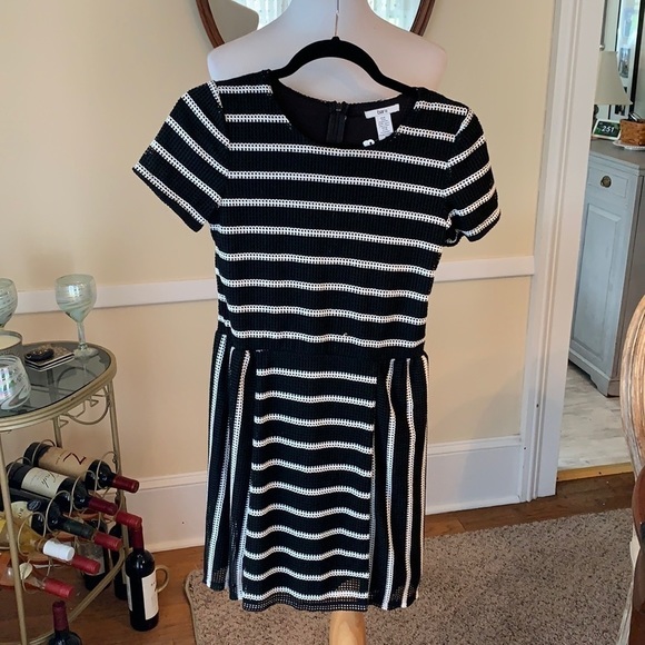 Bar III Dresses & Skirts - Bar III Dress Lined Size Medium in EUC
